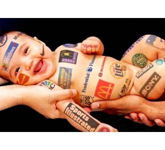 Tüketim toplumunun defoları internetle yok oluyor