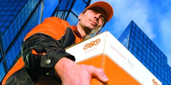TNT Ekspres kuryelerini ödüllendirdi
