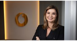 VODAFONE DISCOVER&rsquo;LA 48 MEZUN ÇALIŞMA HAYATINDA