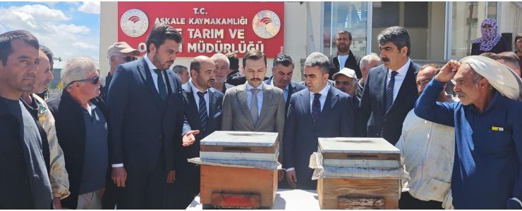 Akfen Yenilenebilir Enerji'den Aşkale'ye Arı Kovanı Desteği